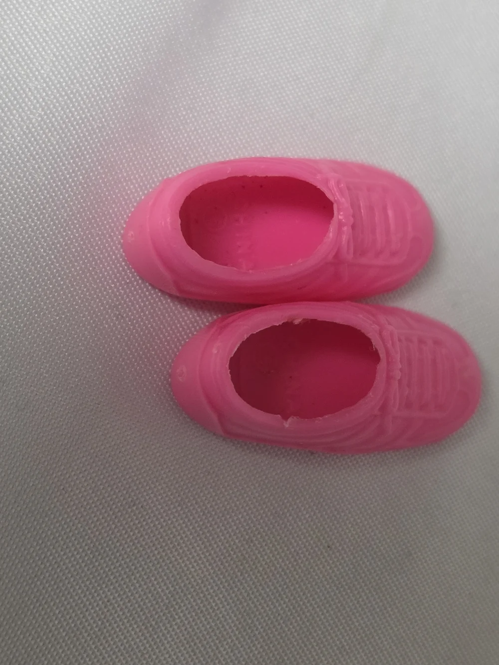 Barbie Skipper Doll‎ Shoes Pink Athletic Tennis Flat Foot Sneakers Faux Laces